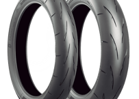 ブリヂストン　BATTLAX CLASSIC RACING CR11