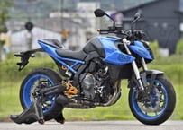 フレームスライダー  SUZUKI GSX-8S