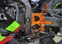 スイングアーム・スタンドフック Vタイプ KAWASAKI ZX10R'16他 | BabyF