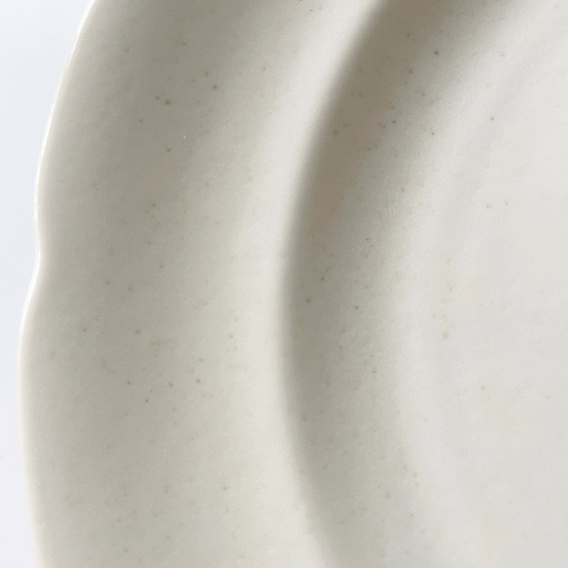 FOOD FOR THOUGHT Paperwhite 花リムプレートL | TEA TABLE