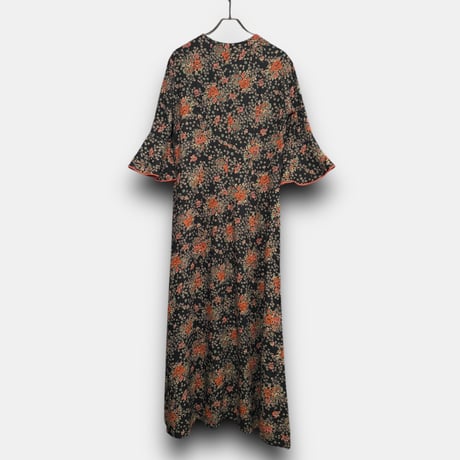Bell sleeve print dress　No. V250022