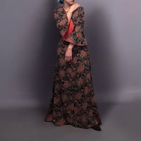 Bell sleeve print dress　No. V250022