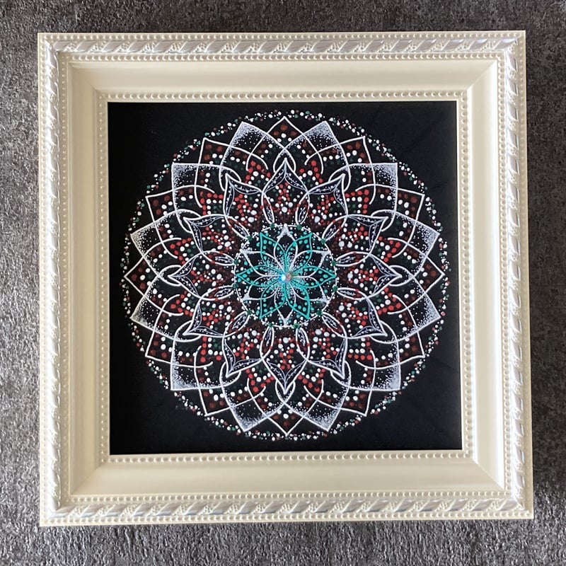 点描画曼荼羅アート「聖夜」 | ao*makana｜ココロやわらぐ曼荼羅アート