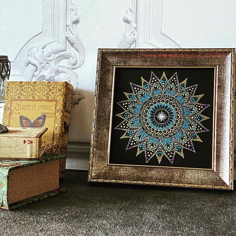 点描画曼荼羅 「真の価値」 | ao*makana｜ココロやわらぐ曼荼羅アート