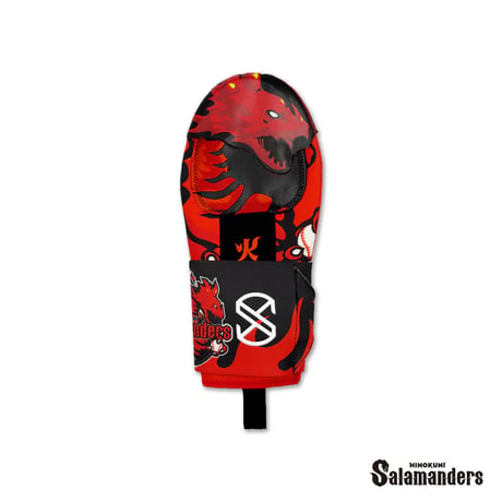 Salamanders / SPOX　スライディングミット