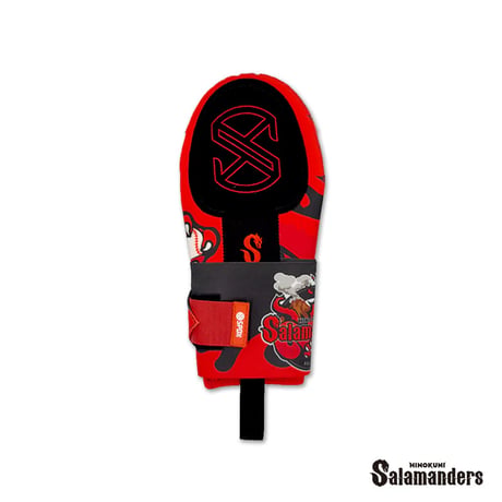 Salamanders / SPOX　スライディングミット