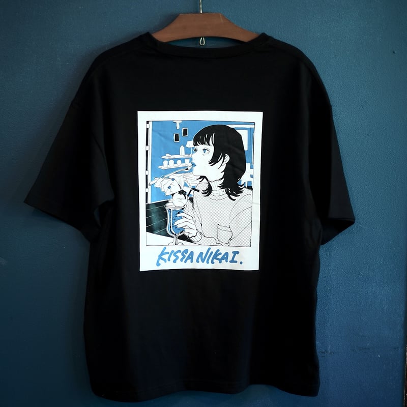 【XL】NIKE New Jeans コラボ Tシャツ ビッグプリント バニーズ XL】NIKE New Jeans コラボ Tシャツ ビッグプリント バニーズ