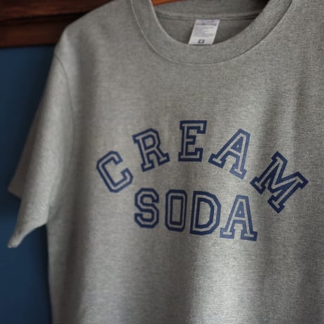 CREAM SODA カレッジＴシャツ/Gray