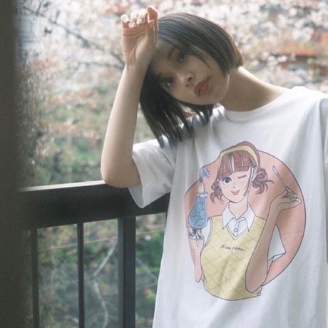 “ヨシフクホノカ×喫茶ニカイ”コラボＴシャツ  ピンク