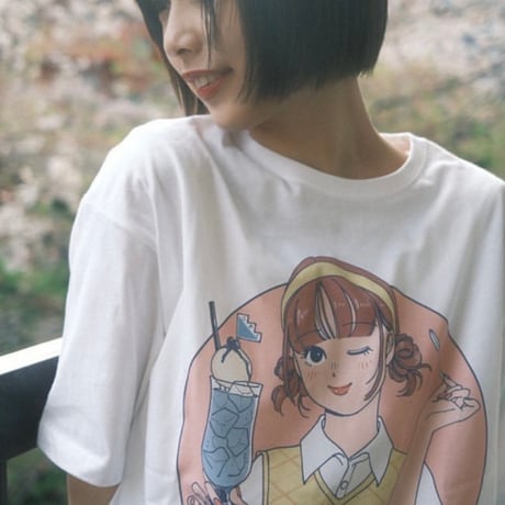 “ヨシフクホノカ×喫茶ニカイ”コラボＴシャツ  ピンク