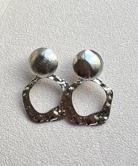 シルバーサークルモチーフピアス
