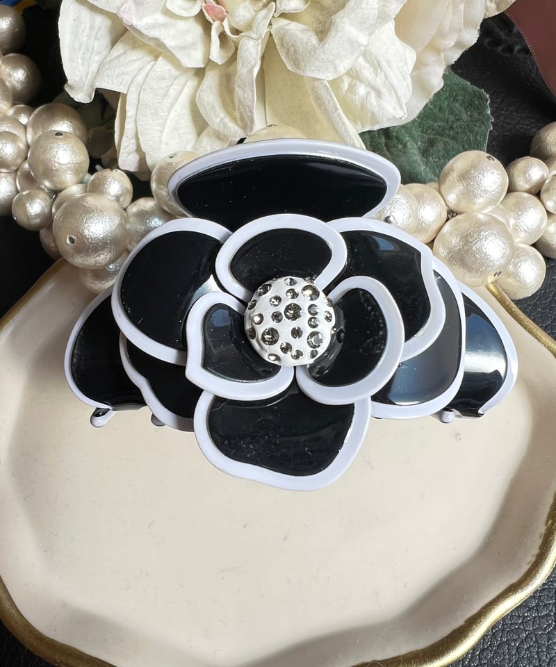 カメリアヘアクリップ | Petite Cadeau