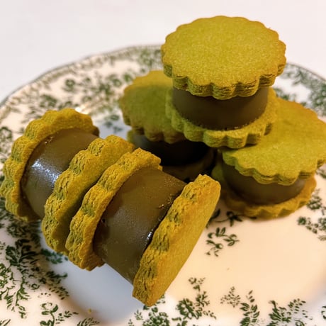 抹茶のローチョコサンドクッキー【10個セット】