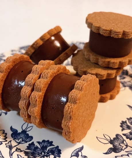 ローチョコサンドクッキー【10個セット】