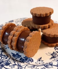 ローチョコサンドクッキー