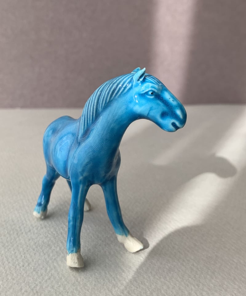 手乗りの青い馬 | Imaginary Cajuen 手乗りの青い馬 | Imaginary Cajuen