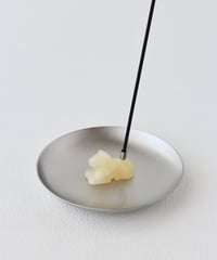 PLANET INCENSE HOLDER／  'mini horse' yellow calcite B
