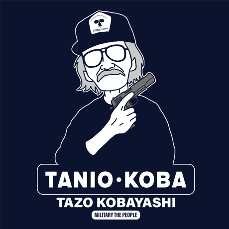 小林太三／タニオ・コバ　MILITARY THE PEOPLE　ロングスリーブTシャツ／ネイビー