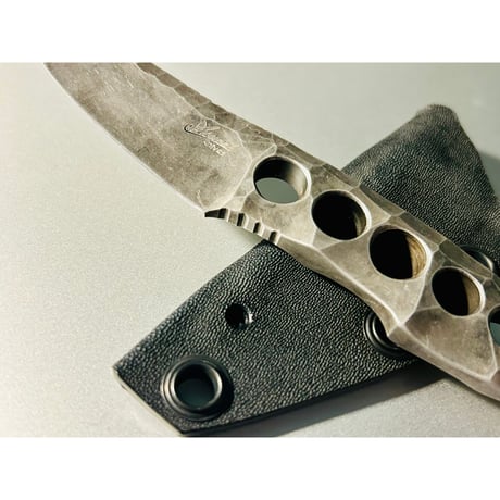 Asurah Knives × HOBBY JAPAN コラボナイフ「Monolith Prime」