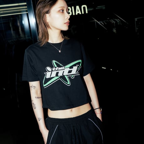 INTL. LOGO CROPPED TEE