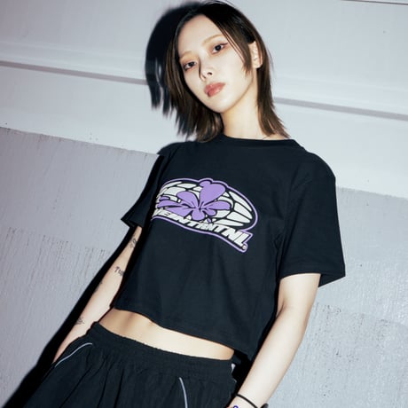 RAVEINTRNTNL CROPPED TEE