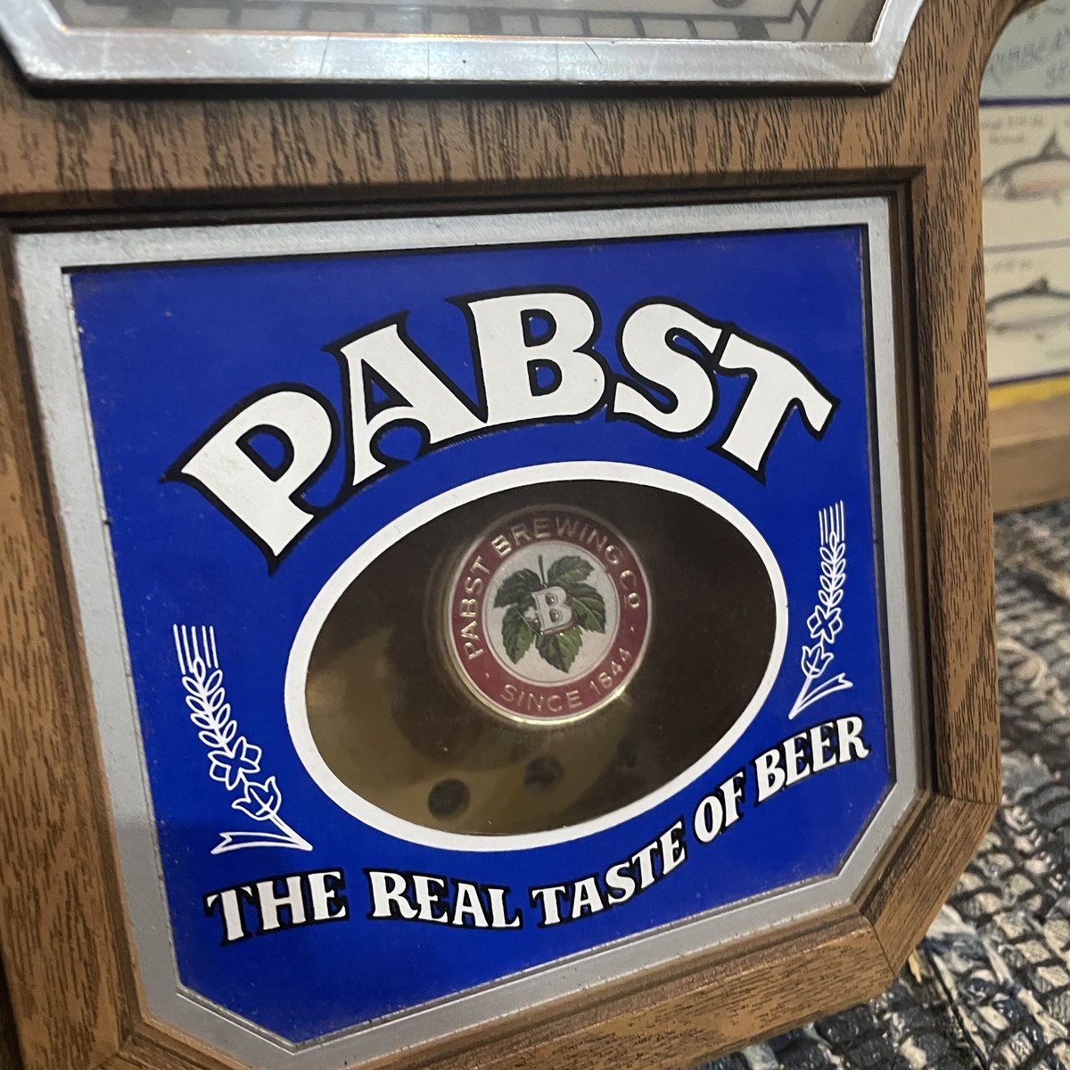 【Junk 動きません】Vintage pabst Blue ribbon 壁掛け時計 【Junk 動きません】Vintage pabst Blue ribbon 壁掛け時計