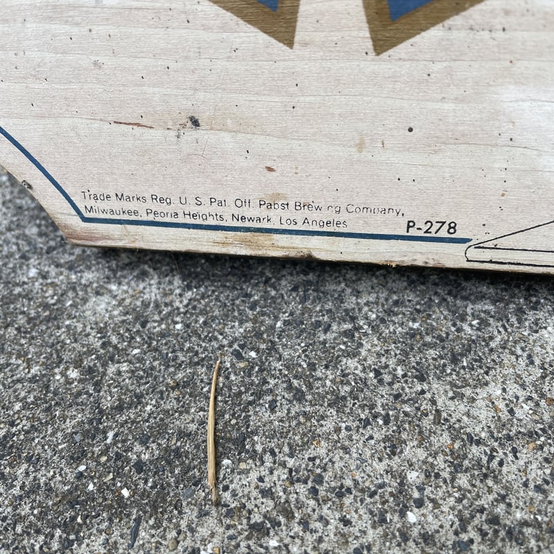 Vintage pabst Blue ribbon wood sign | kurokawa