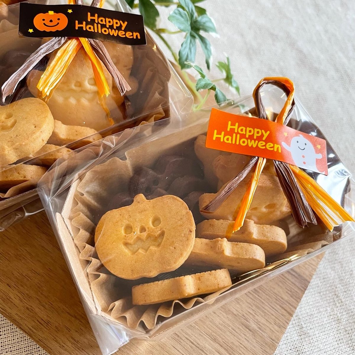 4周年記念セール　発酵バターの焼菓子アソート　クッキー　スイーツ　ハロウィン　栗 ハロウィンクッキー缶販売のお知らせ - スイーツ＆レストラン