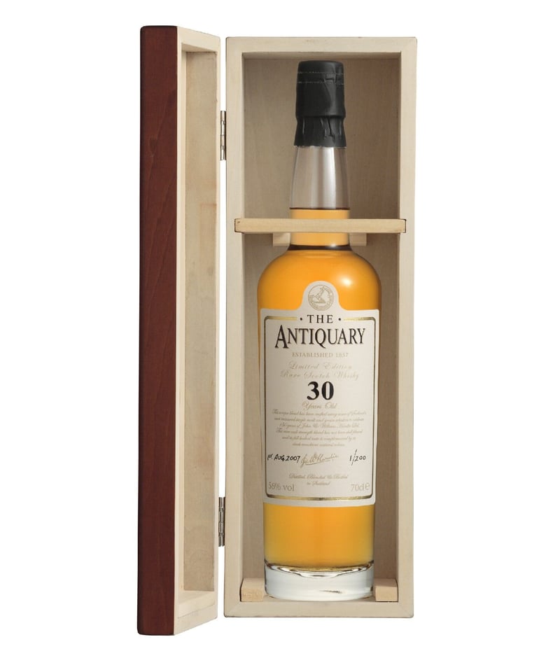 国内200本限定品】アンティクァリー 30年(正規代理店/木箱付き) 700ml(alc 5...