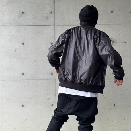 LIGHT BOMBER JACKET / BLACK