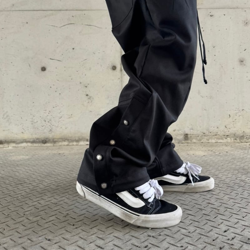 FIELD RELAX PANTS / BLACK | INDEPICT