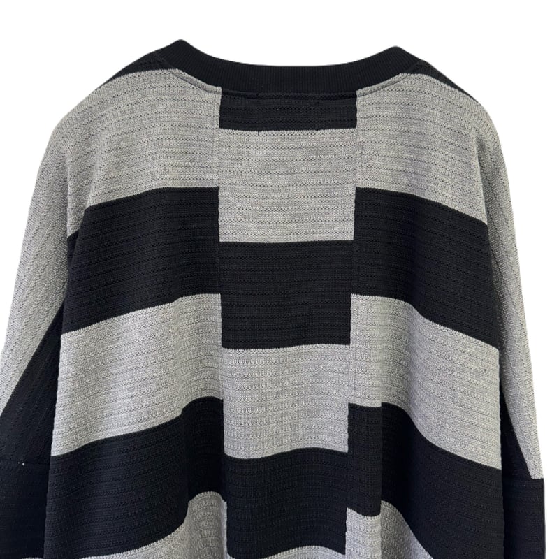 TEXTURED BORDER KNIT L/S | INDEPICT