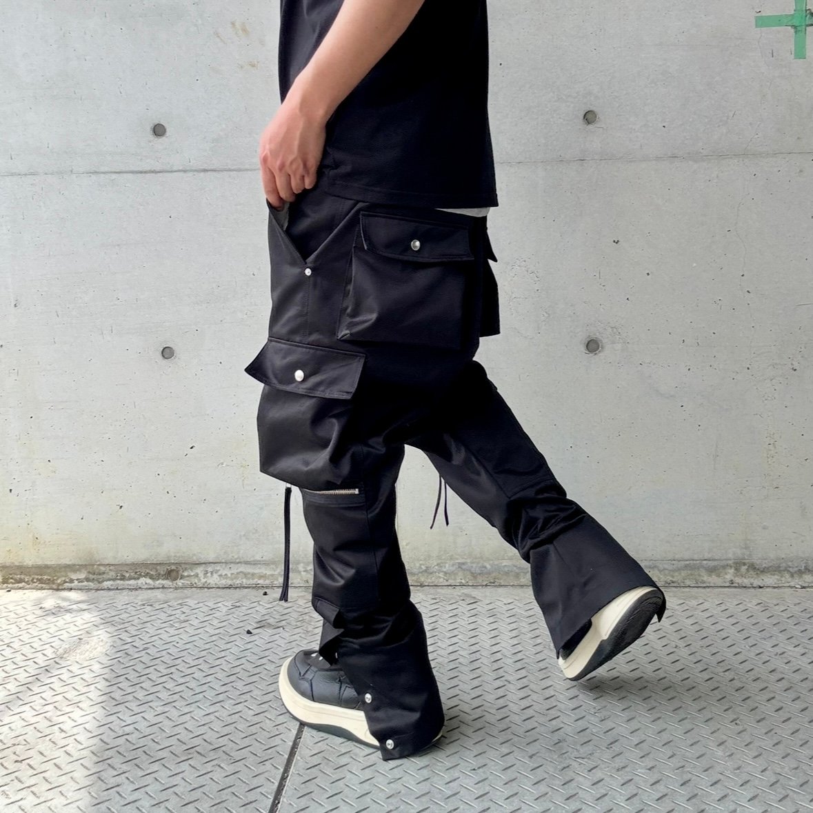 INDEPICT / High Rise Cargo Trouser/S/コットン/BLK HIGH RISE CARGO TROUSER / BLACK | INDEPICT