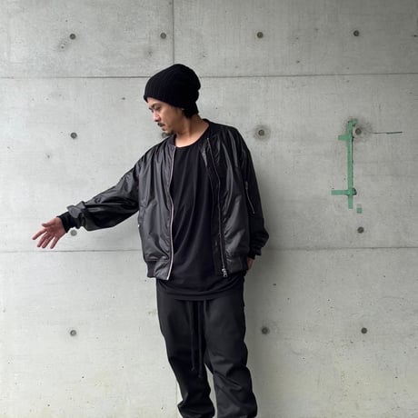 LIGHT BOMBER JACKET / BLACK