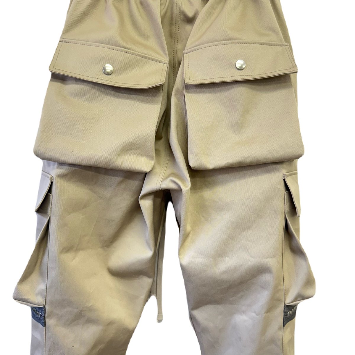 HIGH RISE CARGO TROUSER / BEIGE | INDEPICT