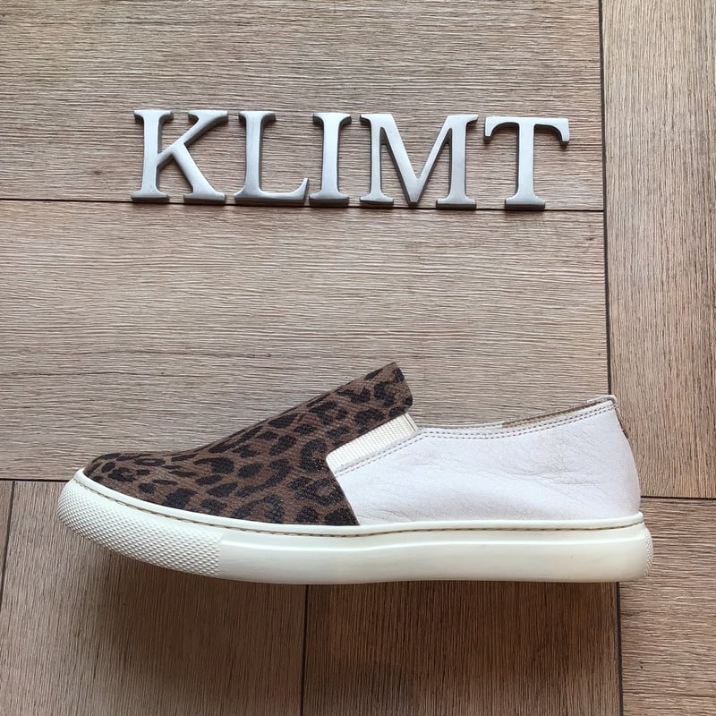 牛革スリッポンスニーカー 豹柄＆アンチックホワイト | shoes-klimt
