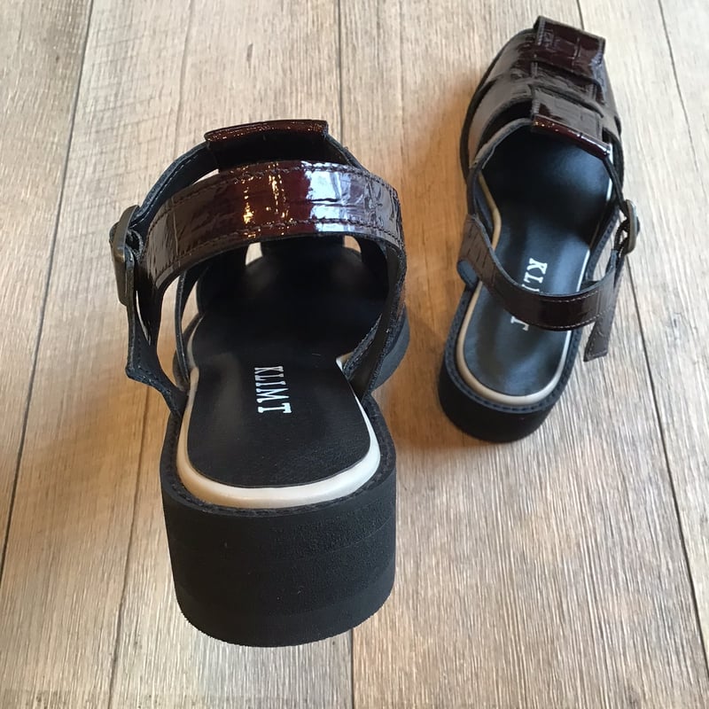 グルカサンダル クロコ柄 ブラウンエナメル | shoes-klimt
