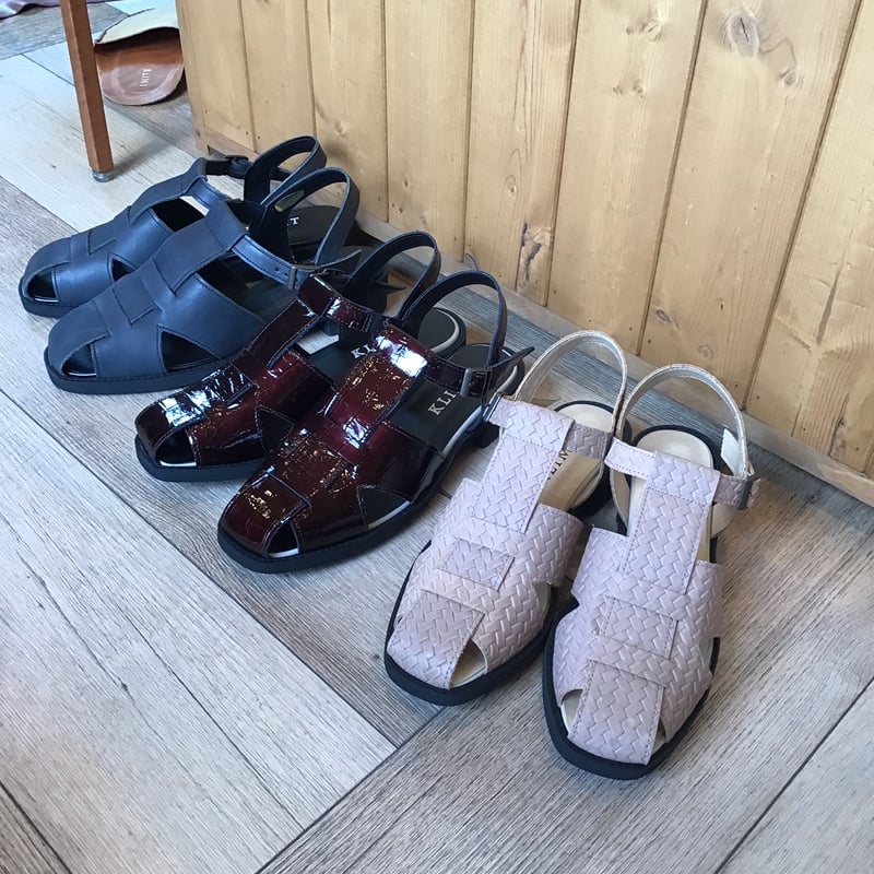 グルカサンダル クロコ柄 ブラウンエナメル | shoes-klimt