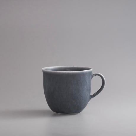 Ayako Sasaki porcelain | マグカップ プルーン