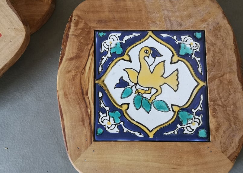 オリーブの鍋敷き 鳥タイル | craft works HACHINOSU yufuin