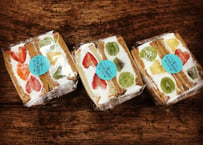 季節のフルーツサンド