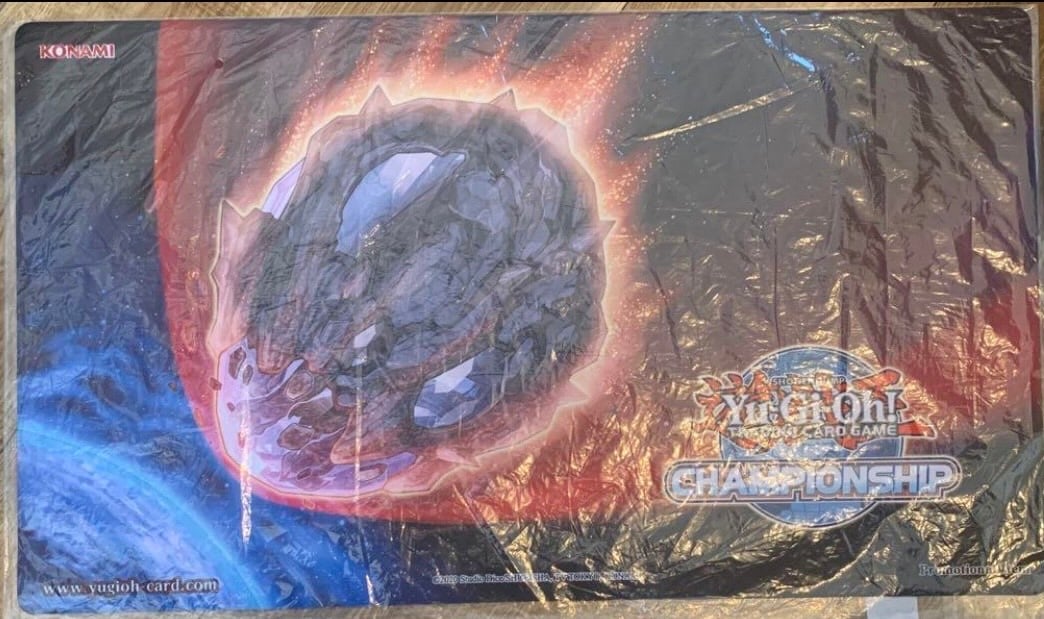 ニビル　プレイマット 遊戯王 海外プレイマット WCS 原始生命態ニビル 新品未開封