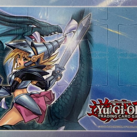 遊戯王 ブラックマジシャン YCS プレイマット (✨プラチナ 遊戯王 ブラックマジシャン YCS プレイマット (✨プラチナ