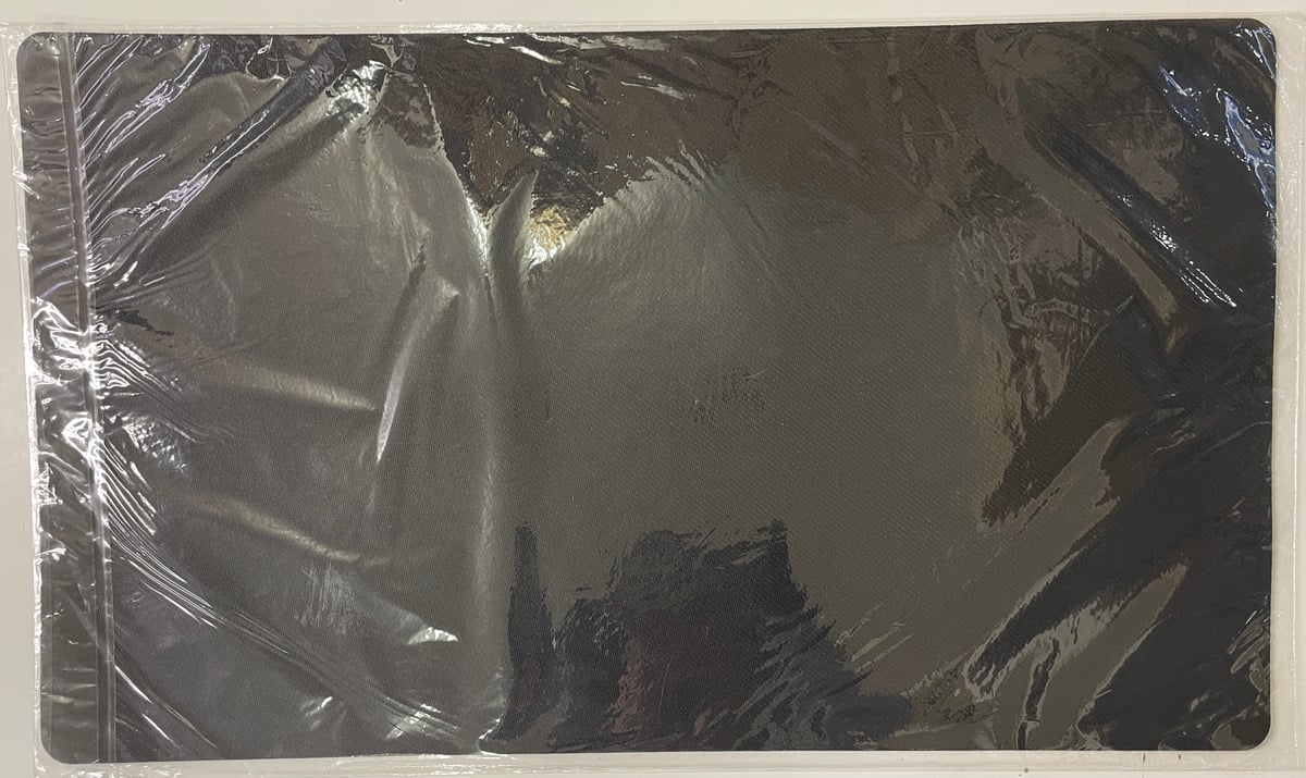 【未開封】遊戯王 公式 3対3大会 2022 悪魔嬢 プレイマット アジア限定 遊戯王 2022 Ashia 3-on-3 Team Tournament 悪魔嬢アリス、リリ