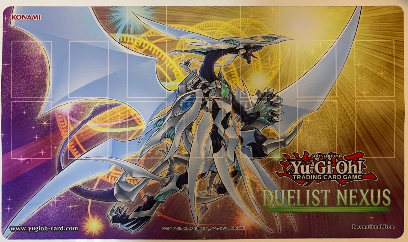 遊戯王 コズミック クェーサー ドラゴン プレイマット | ✨プラチナ