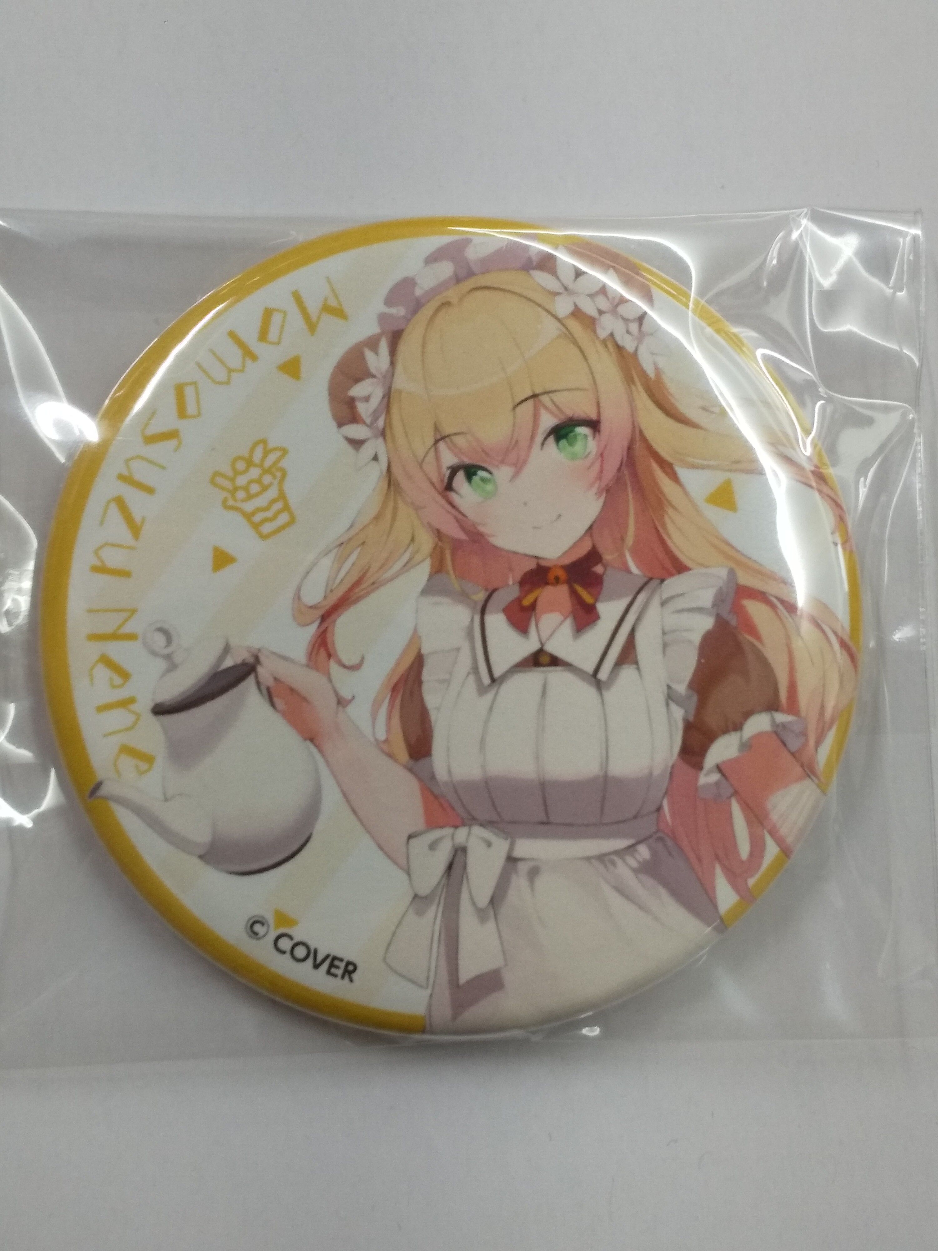 ホロライブ 桃鈴ねね ヴィレッジヴァンガード 等身 缶バッジ | K-BOOKS