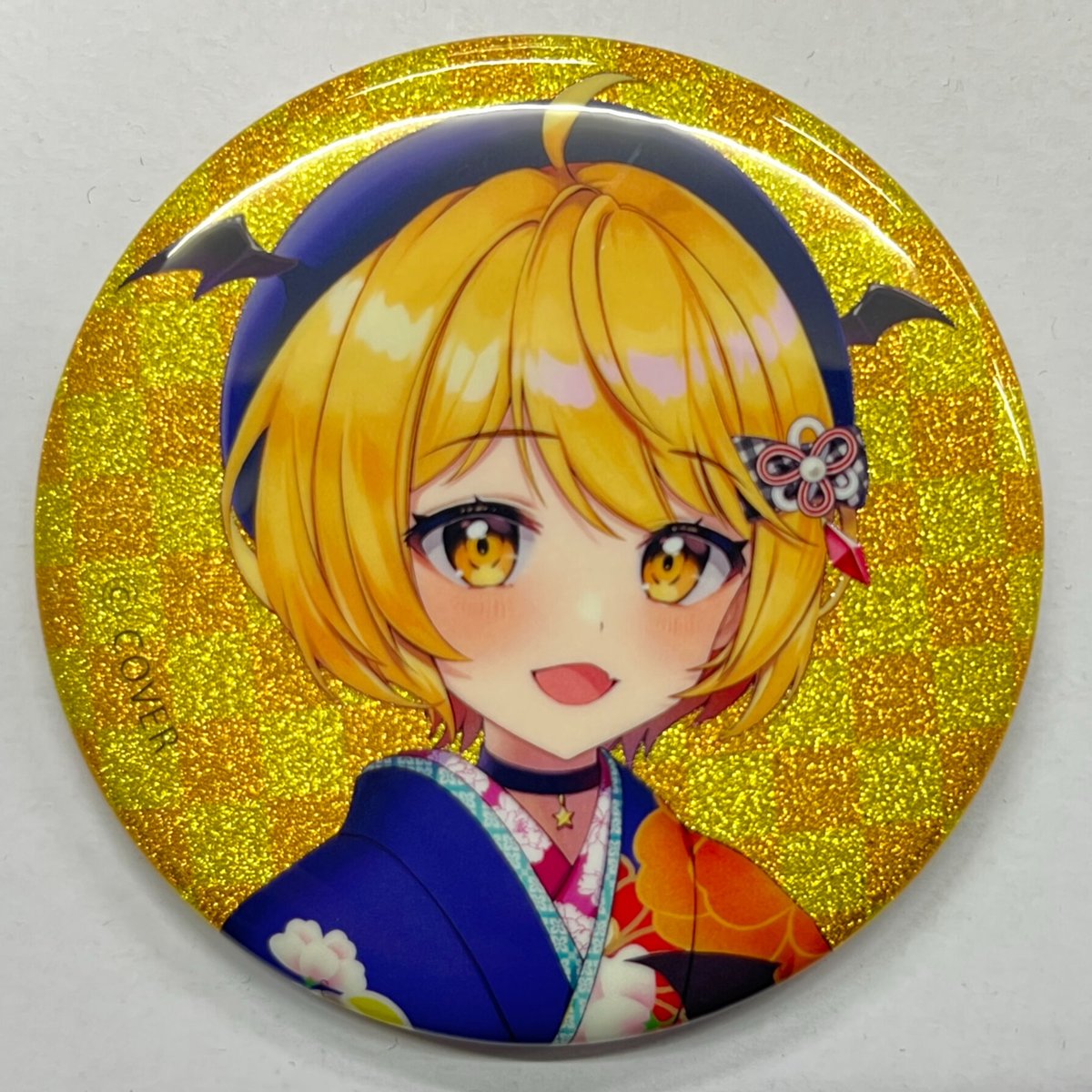 ホロライブ EN がうるぐら おせち 缶バッジ ホロライブ がうる・ぐら ホロライブシティ 缶バッジ - メルカリ