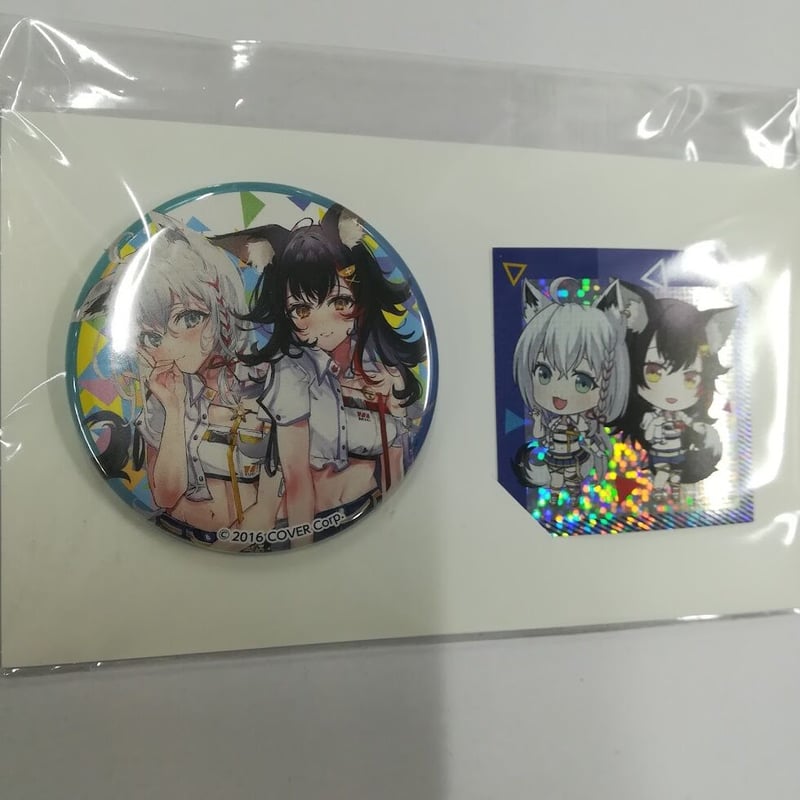 ホロライブ 白上フブキ＆大神ミオ 缶バッジ & ホロステッカー