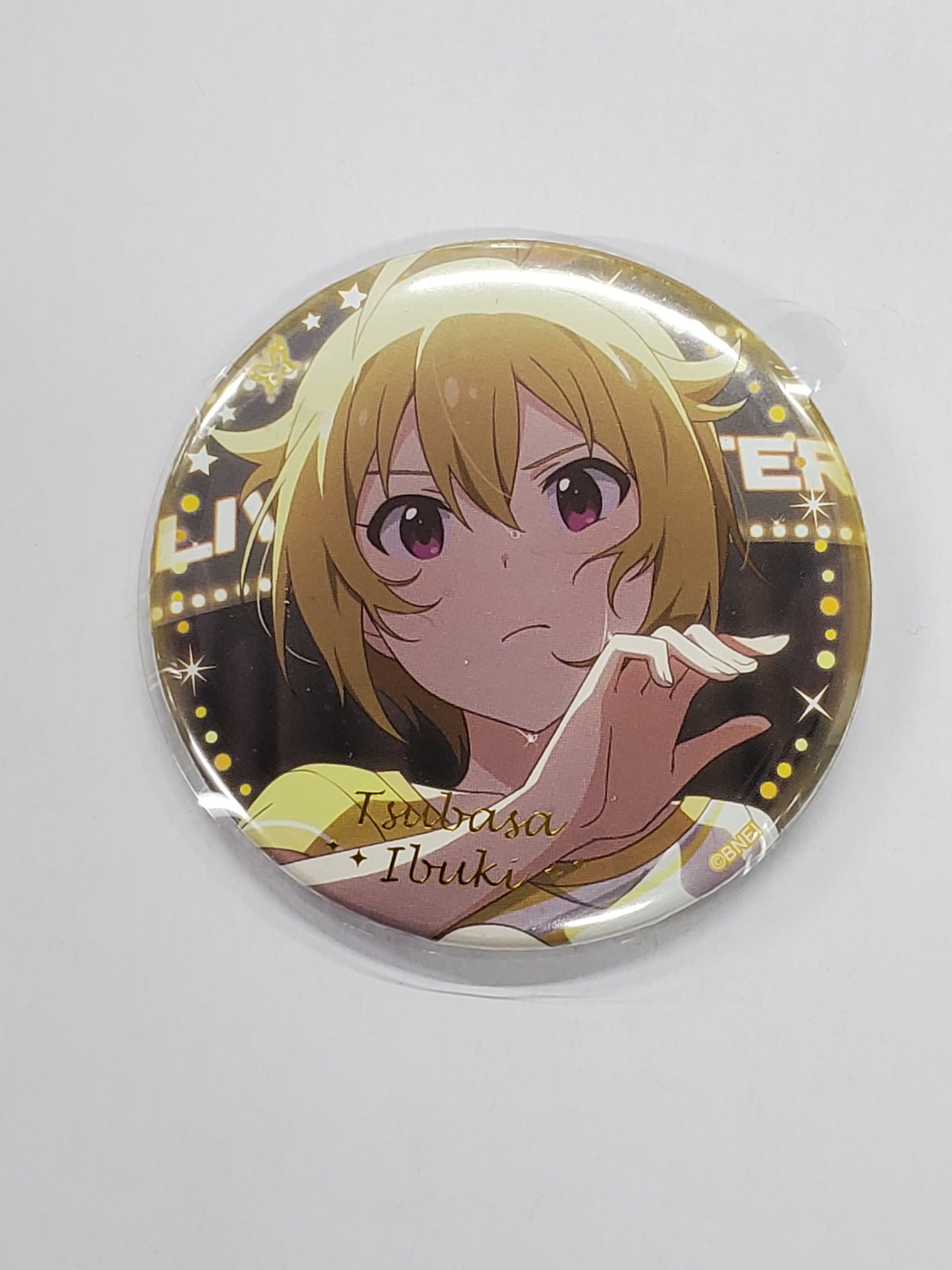 ミリオンライブ！ 伊吹翼 海外箔押し缶バッジ | K-BOOKS 秋葉原
