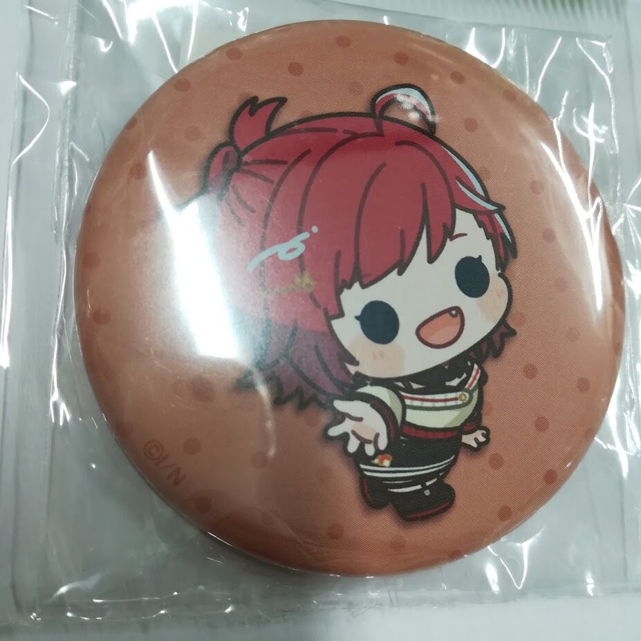 にじさんじ 朝日南アカネ（デフォルメ） 缶バッジ DMMスクラッチ | K